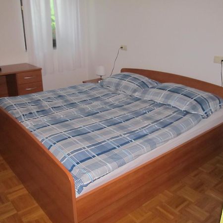Tourist Farm Ljubica Villa Poljane nad Škofjo Loko Szoba fotó