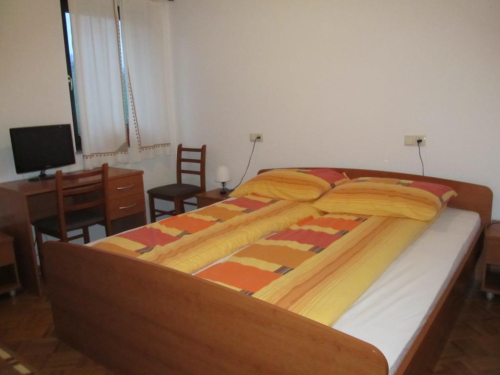 Tourist Farm Ljubica Villa Poljane nad Škofjo Loko Kültér fotó