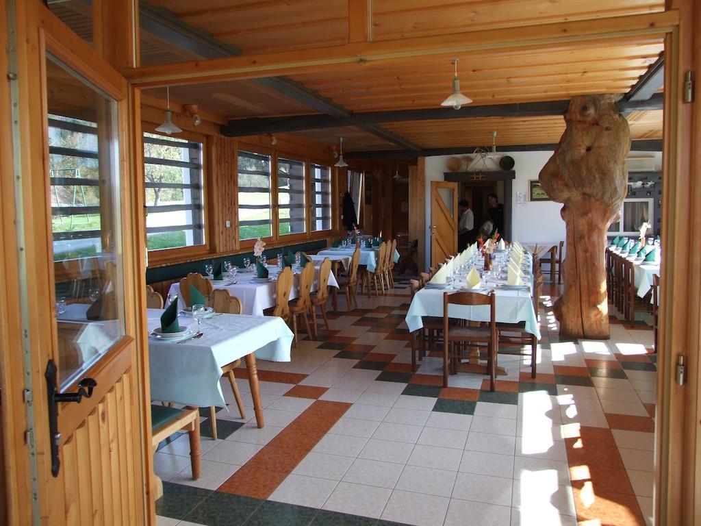 Tourist Farm Ljubica Villa Poljane nad Škofjo Loko Kültér fotó